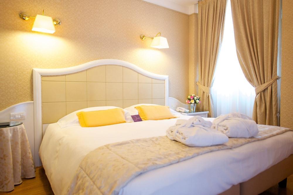 Hotel Mercure Milano Centro Bagian luar foto