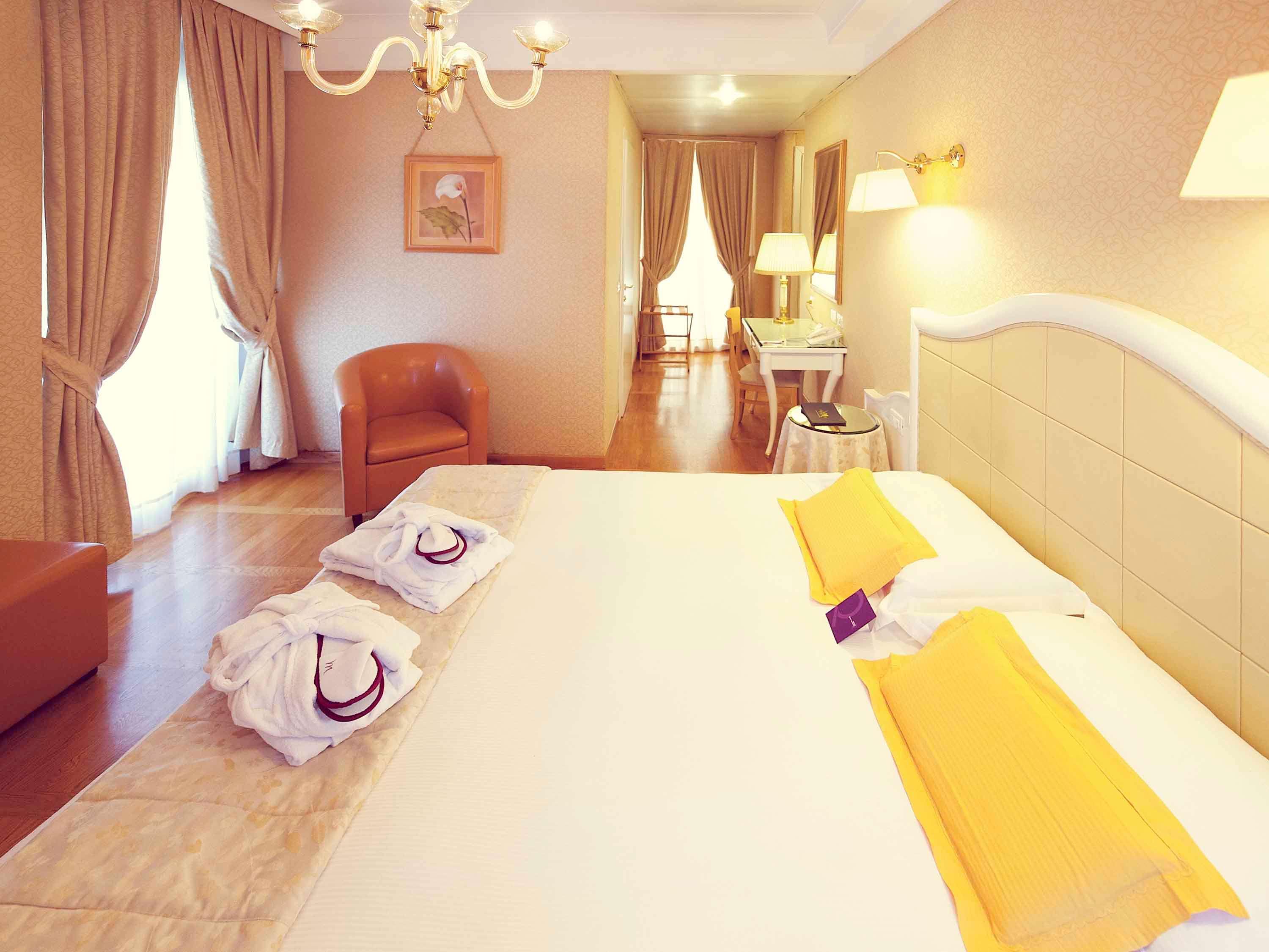 Hotel Mercure Milano Centro Bagian luar foto