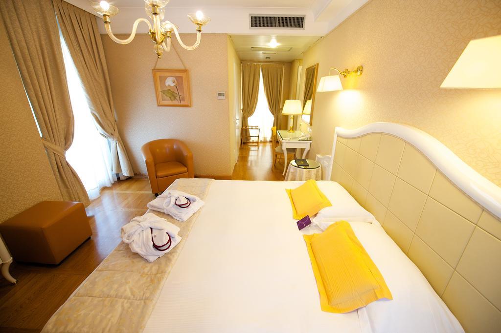 Hotel Mercure Milano Centro Bagian luar foto